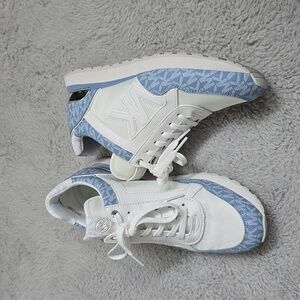 Michael Kors white/blue sneakers sz 9